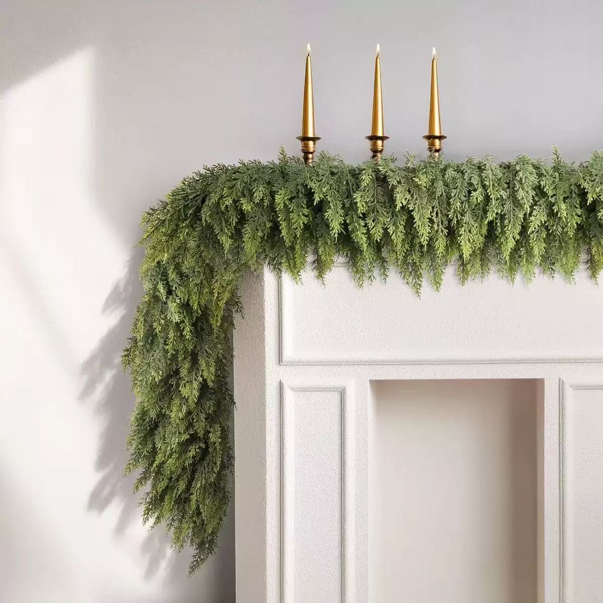🌲 Artificial Cedar Garland • 🎄 Green Pine Garland for Table, Mantel, Wall • ✨ Perfect for Indoor & Outdoor Christmas Decorations（副本）